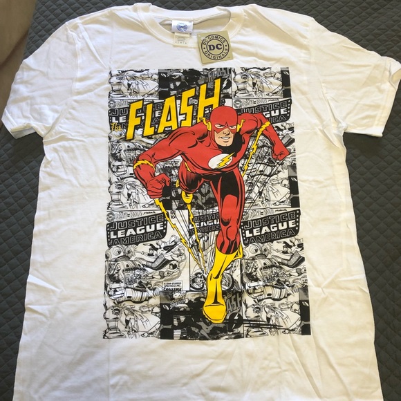 DC Comics The Flash T-Shirt - New with Tags - Picture 5 of 5